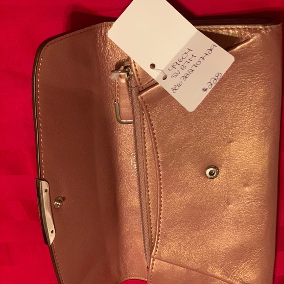 Rose gold Madison Authentic Coach bag set - Picture 6 of 8